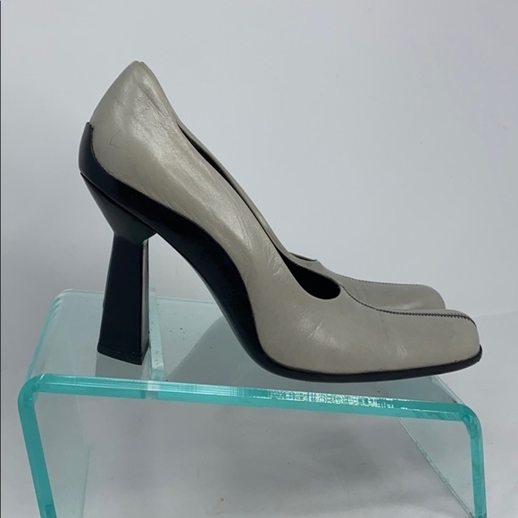 Prada Sz 38 Gray Leather Cuban Heel Pumps - Picture 7 of 15